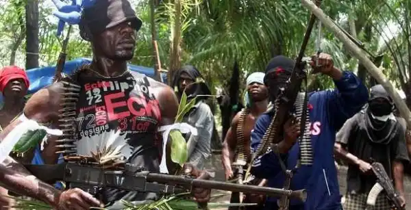 Stop military invasion on Tompolo’s residence, else we attack 3 central mosques in South South – Militants
